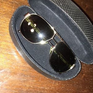 Men’s Guess sunglasses.